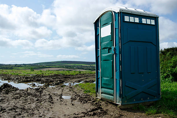 Types of Portable Toilets We Offer in South Dos Palos, CA